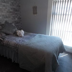 Single Room Private Bathroom